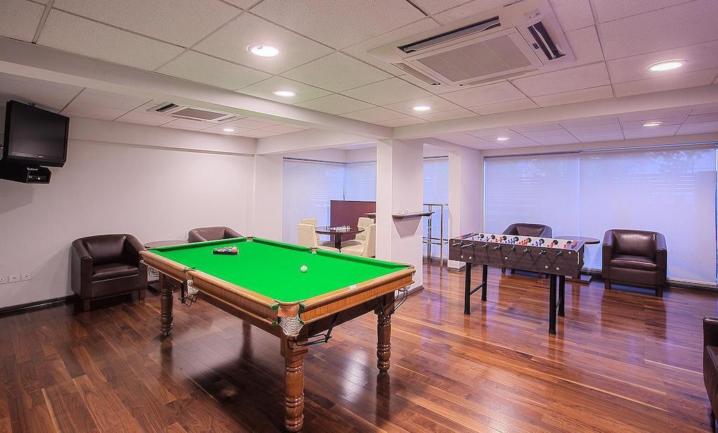 Oakwood Residence Naylor Road Pune Exterior foto